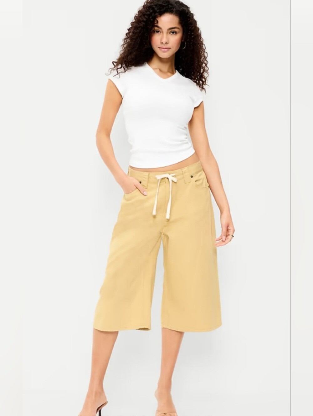Old Navy Butter Yellow Mid-Rise Baggy Wide Leg Shorts / Culottes Size XXL NWT